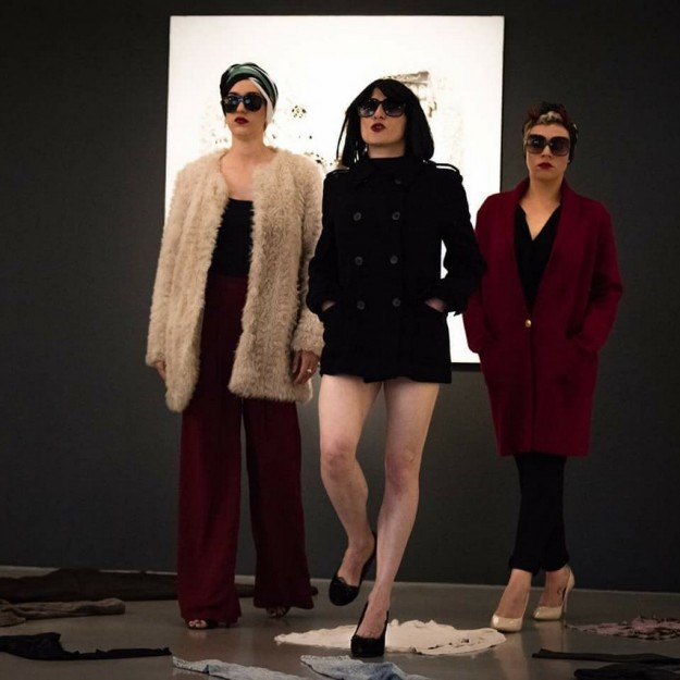 Marie-Pierre Genovese et photos Women in the dark