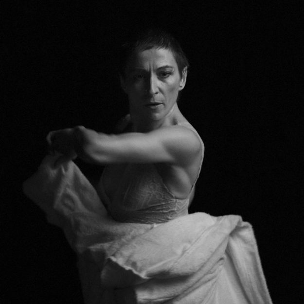 Marie-Pierre Genovese ANDC au 402 Photos DAgius